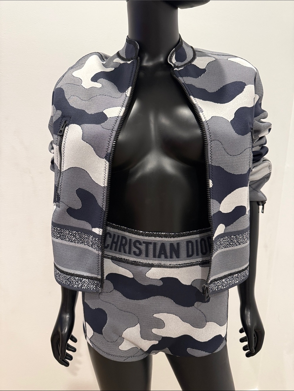 Christian Dior Camouflage Knit Jacket & Shorts Set Size 36/4 Rare Runway NWT